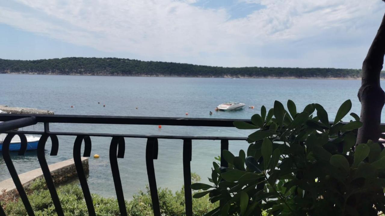 Apartments Vila Miranda On The Beach Barbat na Rabu Extérieur photo