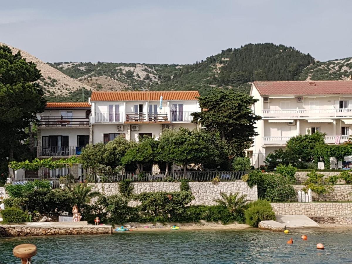 Apartments Vila Miranda On The Beach Barbat na Rabu Extérieur photo