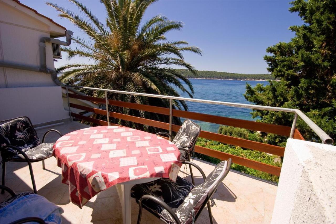 Apartments Vila Miranda On The Beach Barbat na Rabu Extérieur photo