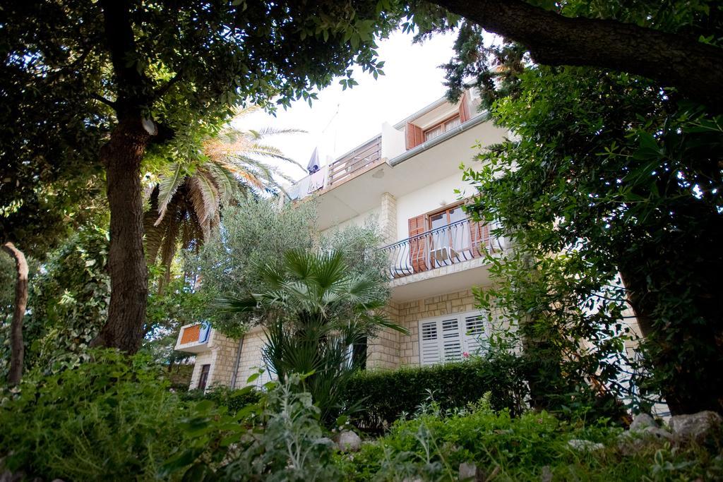Apartments Vila Miranda On The Beach Barbat na Rabu Extérieur photo