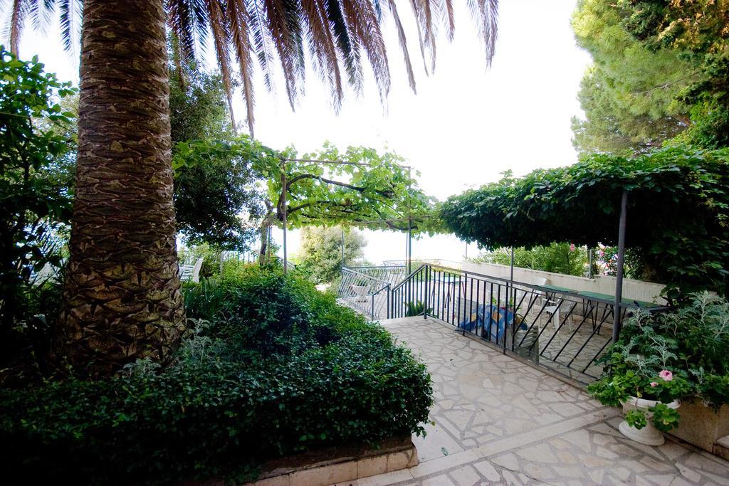Apartments Vila Miranda On The Beach Barbat na Rabu Extérieur photo